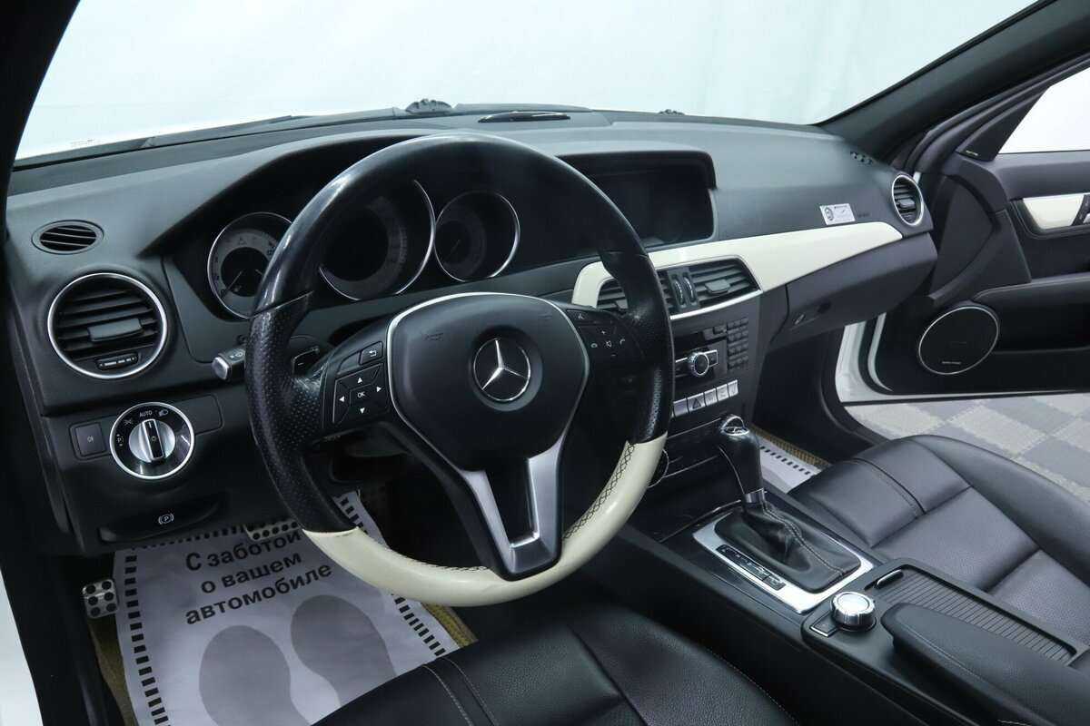 Мерседес-Бенц Ц-Класс б/у, 2014, Автоматическая. Фото: #8