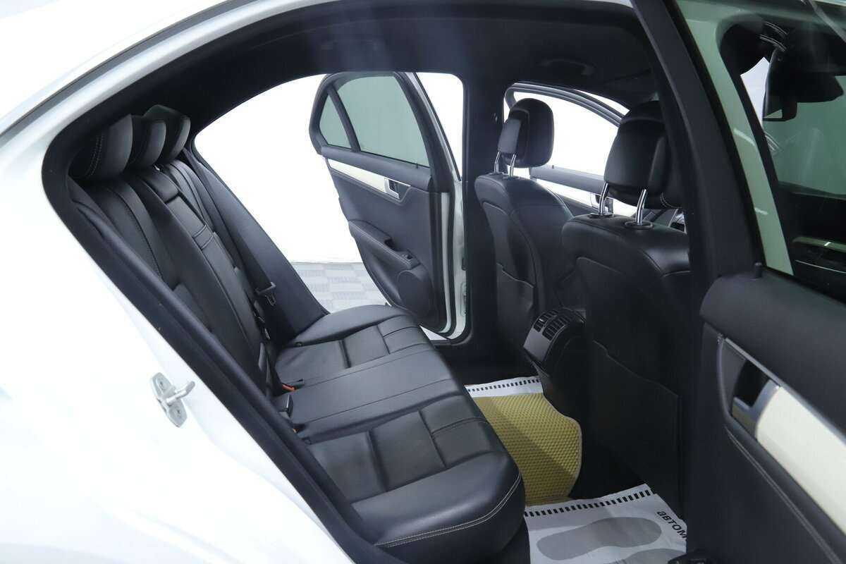 Мерседес-Бенц Ц-Класс б/у, 2014, Автоматическая. Фото: #14