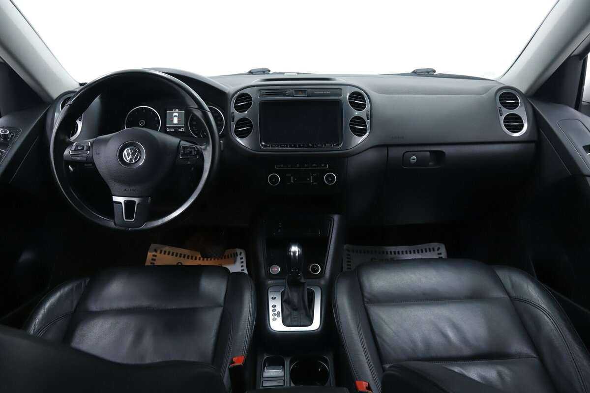 Volkswagen Tiguan б/у, 2015, Автоматическая. Фото: #8