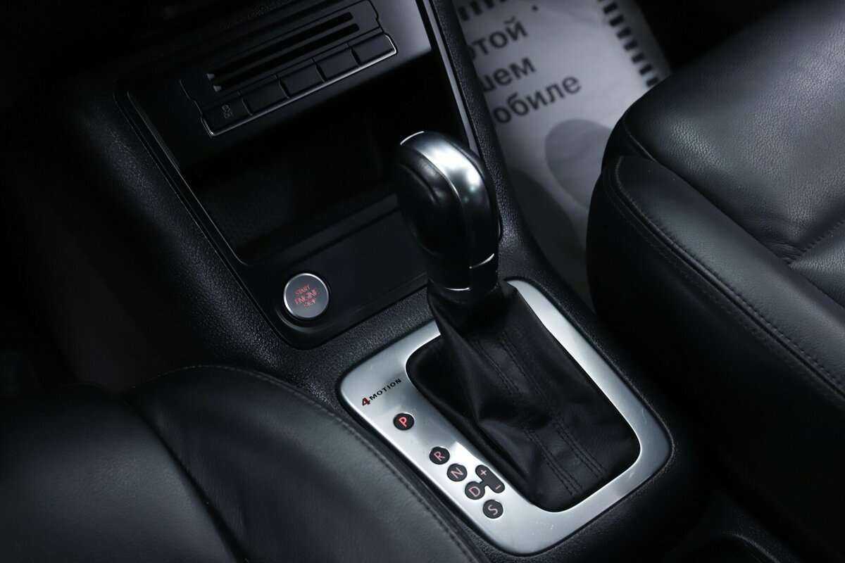 Volkswagen Tiguan б/у, 2015, Автоматическая. Фото: #13