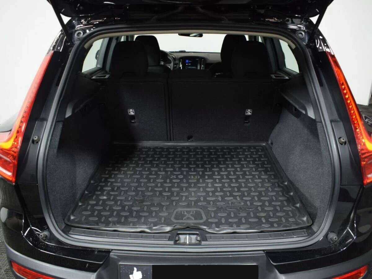 Вольво ИксЦ40 б/у, 2019, Автоматическая. Фото: #6