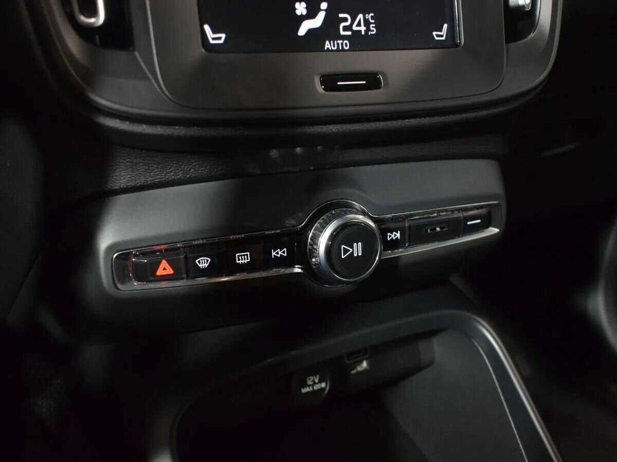 Вольво ИксЦ40 б/у, 2019, Автоматическая. Фото: #18