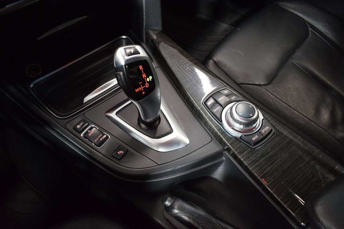 БМВ 3 серии б/у, 2012, Автоматическая. Фото: #20