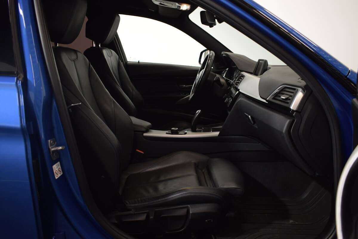 БМВ 3 серии б/у, 2018, Автоматическая. Фото: #14