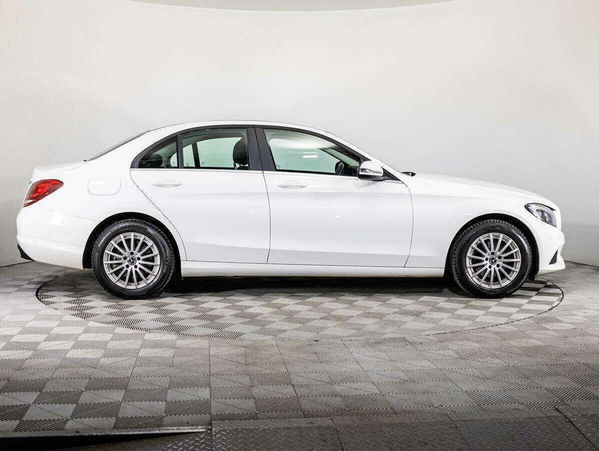 Мерседес-Бенц Ц-Класс б/у, 2017, Автоматическая. Фото: #3