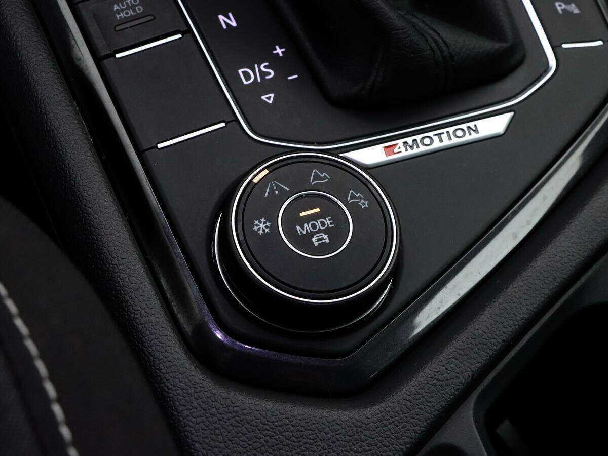 Volkswagen Tiguan б/у, 2018, Роботизированная. Фото: #15