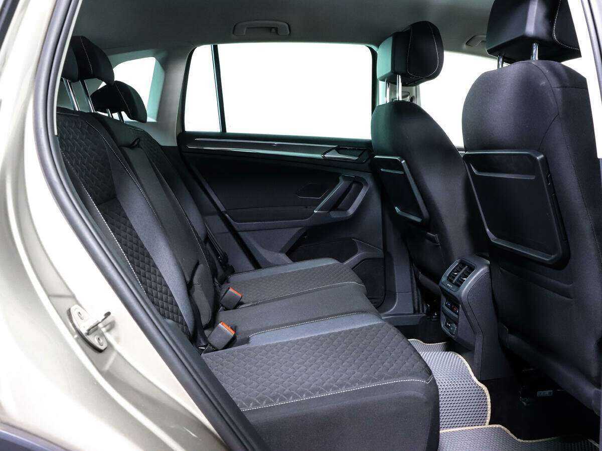 Volkswagen Tiguan б/у, 2018, Роботизированная. Фото: #16