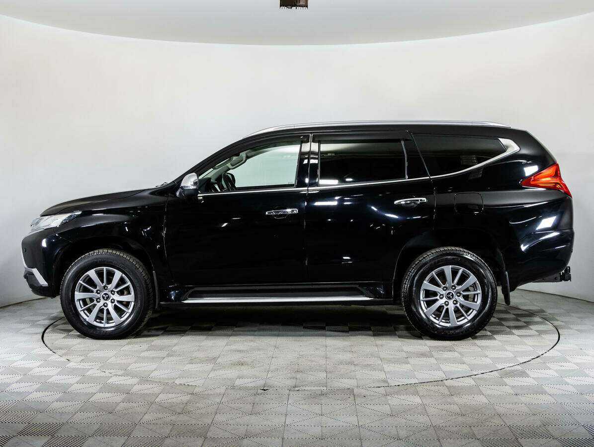 Митсубиши Паджеро Спорт б/у, 2017, Автоматическая. Фото: #7