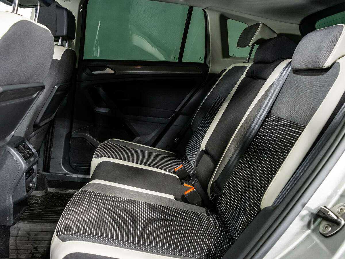 Volkswagen Tiguan б/у, 2020, Роботизированная. Фото: #7