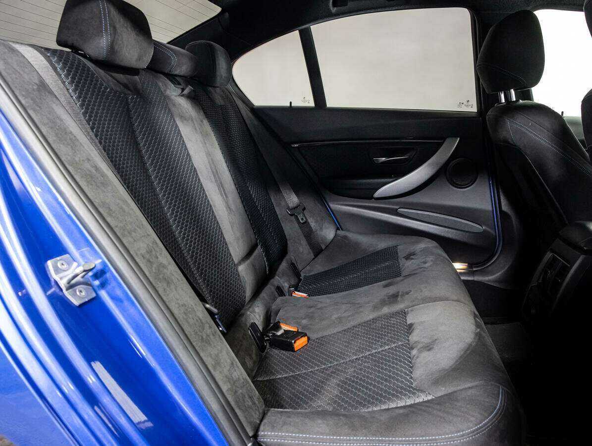 БМВ 3 серии б/у, 2017, Автоматическая. Фото: #18