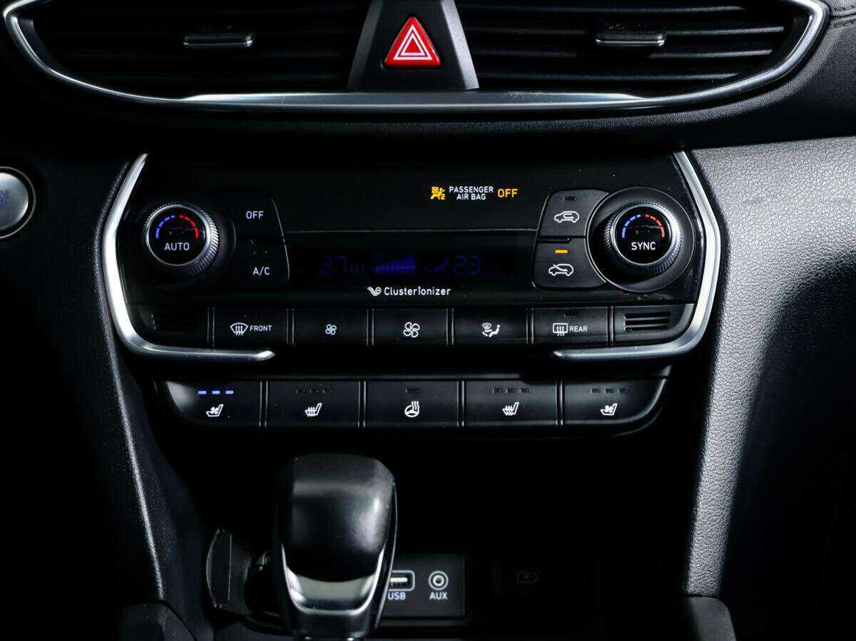 Hyundai Santa Fe б/у, 2018, Автоматическая. Фото: #11