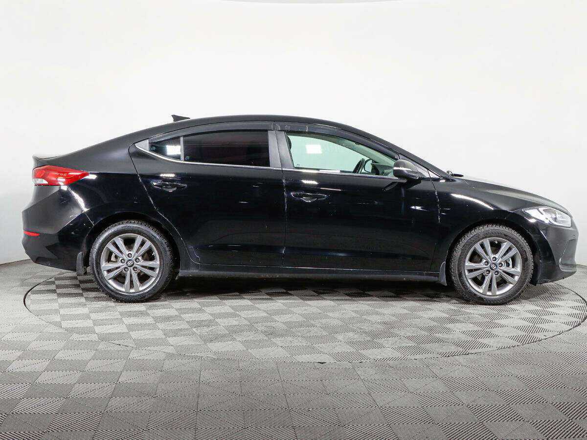 Hyundai Elantra б/у, 2017, Автоматическая. Фото: #3