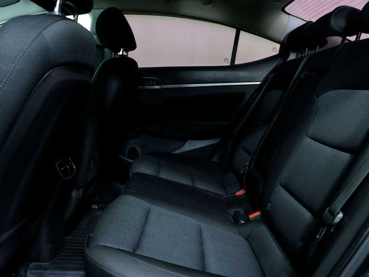 Hyundai Elantra б/у, 2017, Автоматическая. Фото: #10