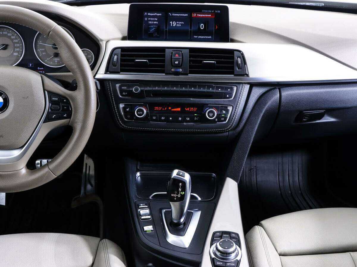 БМВ 3 серии б/у, 2012, Автоматическая. Фото: #13