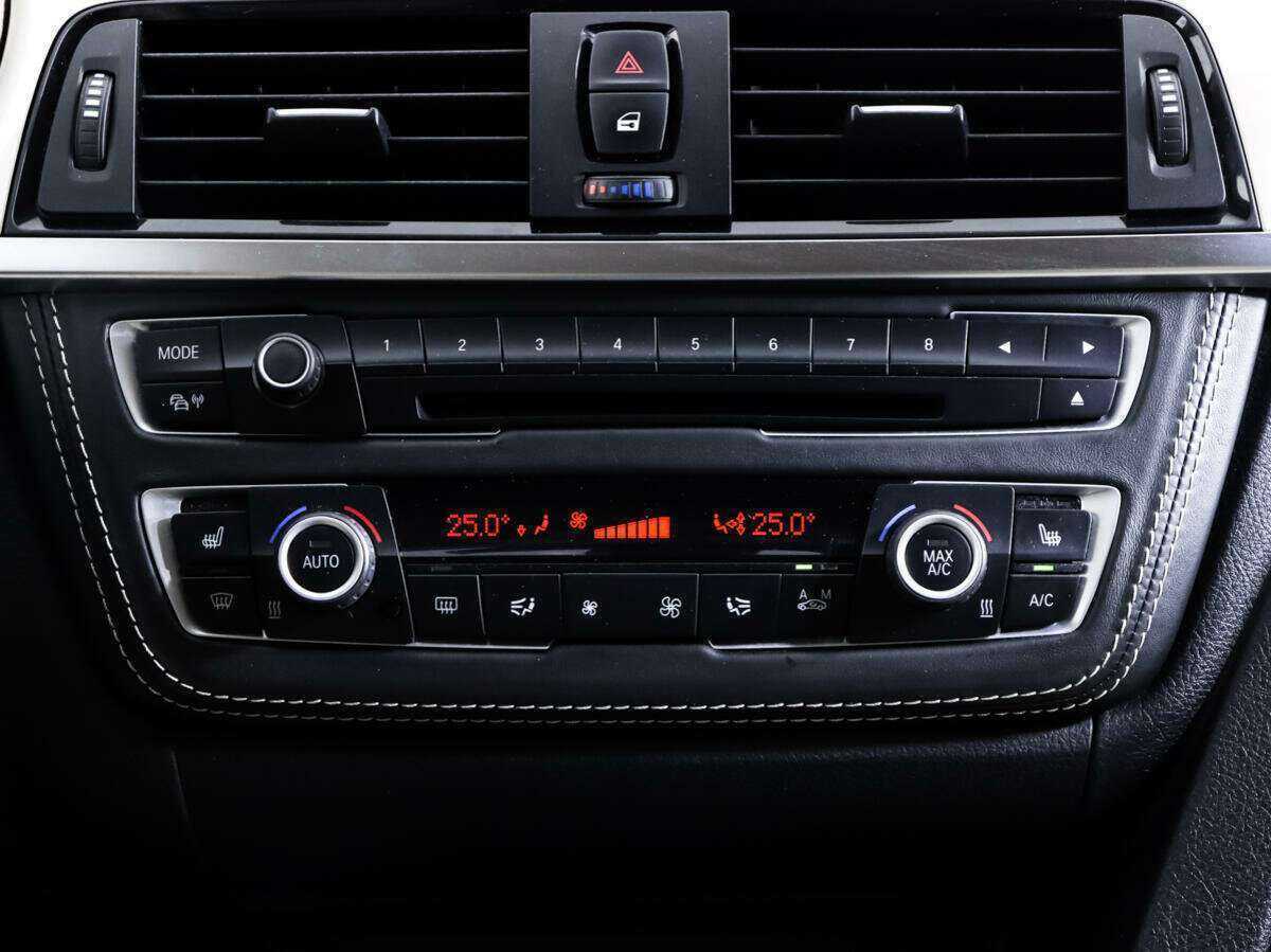 БМВ 3 серии б/у, 2012, Автоматическая. Фото: #14