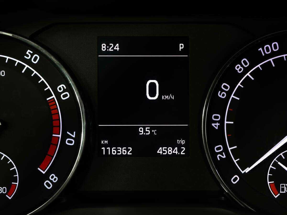 Skoda Superb б/у, 2016, Роботизированная. Фото: #14