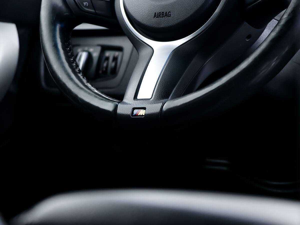 БМВ 3 серии б/у, 2018, Автоматическая. Фото: #13