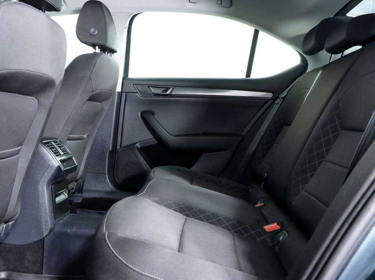 Skoda Superb б/у, 2018, Роботизированная. Фото: #8