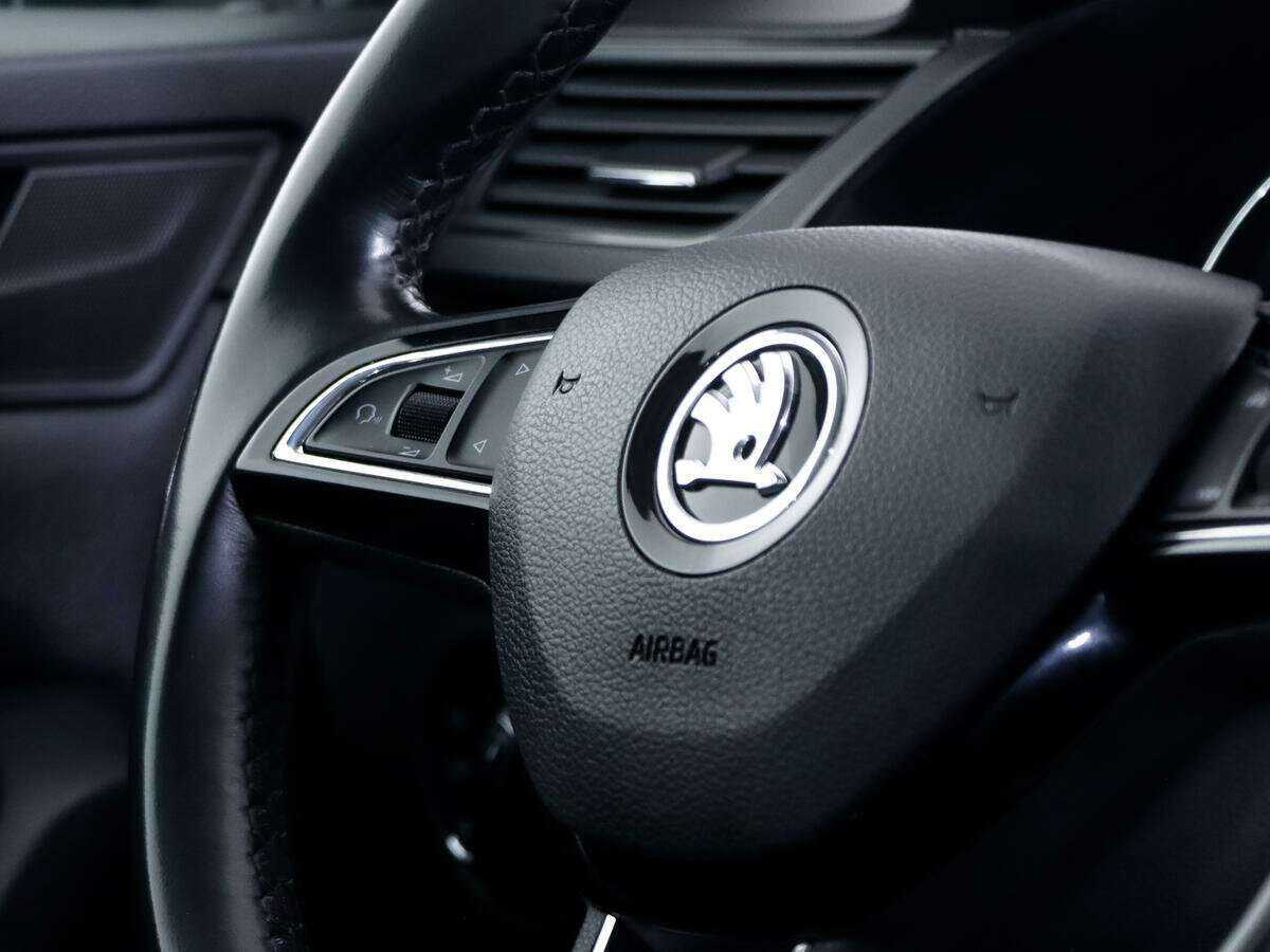 Skoda Superb б/у, 2018, Роботизированная. Фото: #11