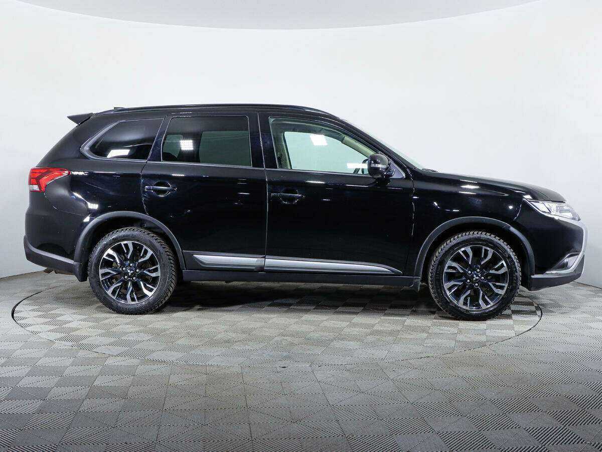 Митсубиши Оутлэндер б/у, 2021, Вариатор. Фото: #3