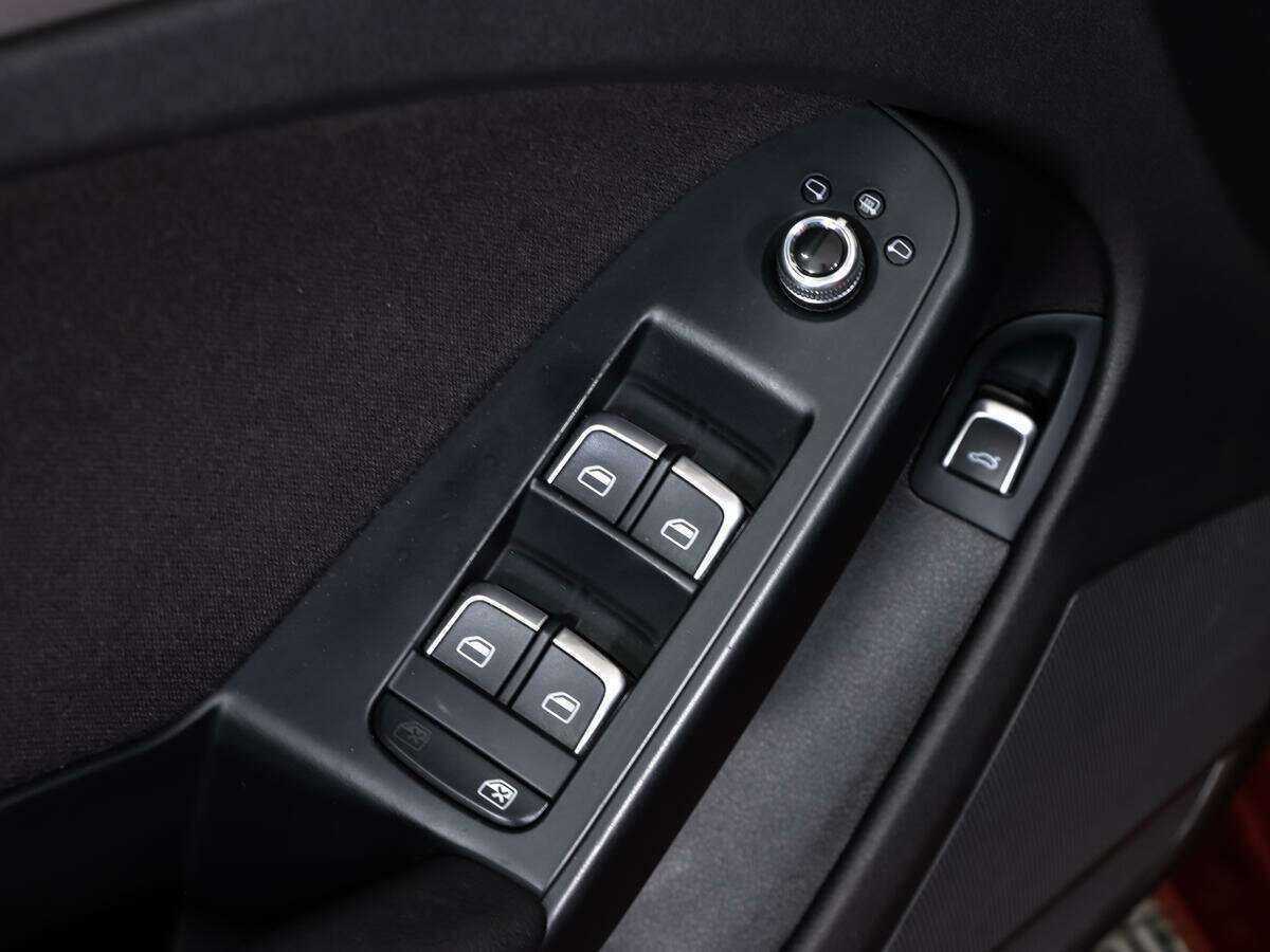 Ауди А4 б/у, 2013, Вариатор. Фото: #17