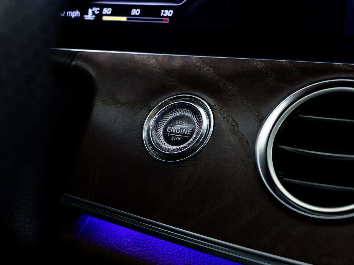 Мерседес-Бенц Е-Класс б/у, 2016, Автоматическая. Фото: #17