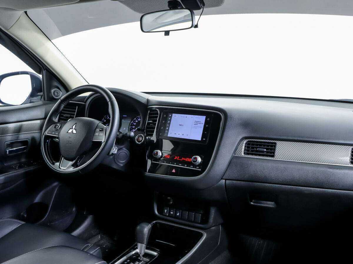 Mitsubishi Outlander б/у, 2021, Вариатор. Фото: #8