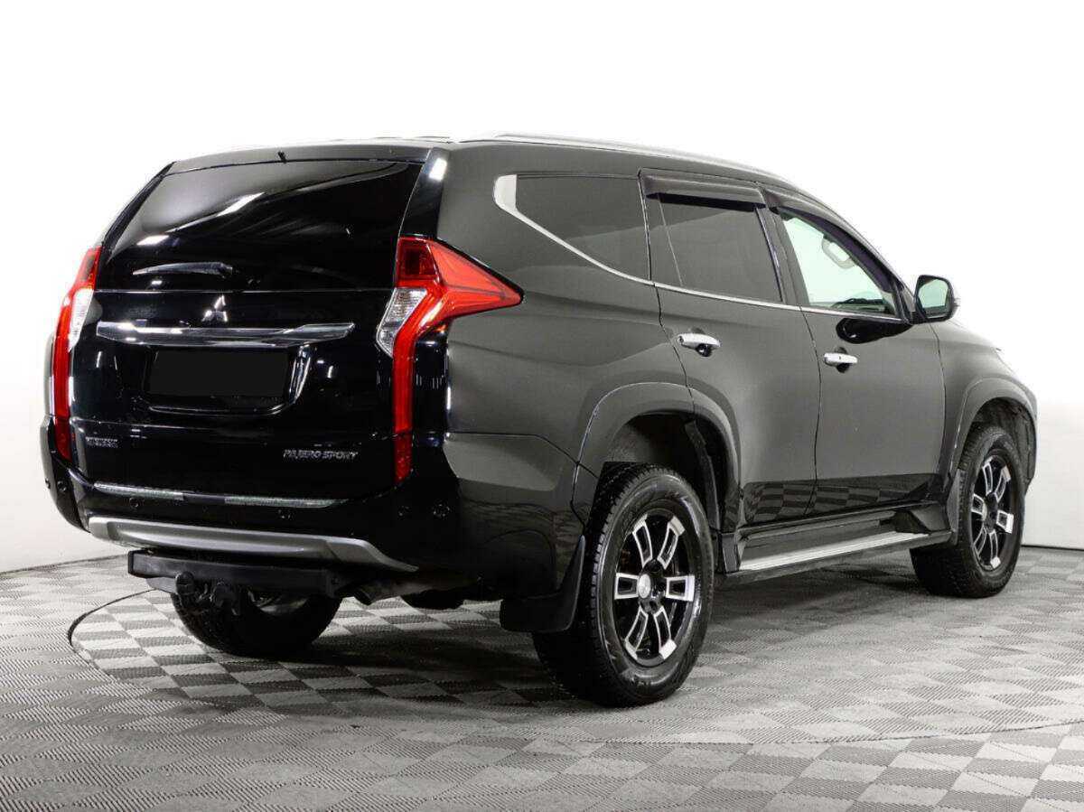 Митсубиши Паджеро Спорт б/у, 2017, Автоматическая. Фото: #4