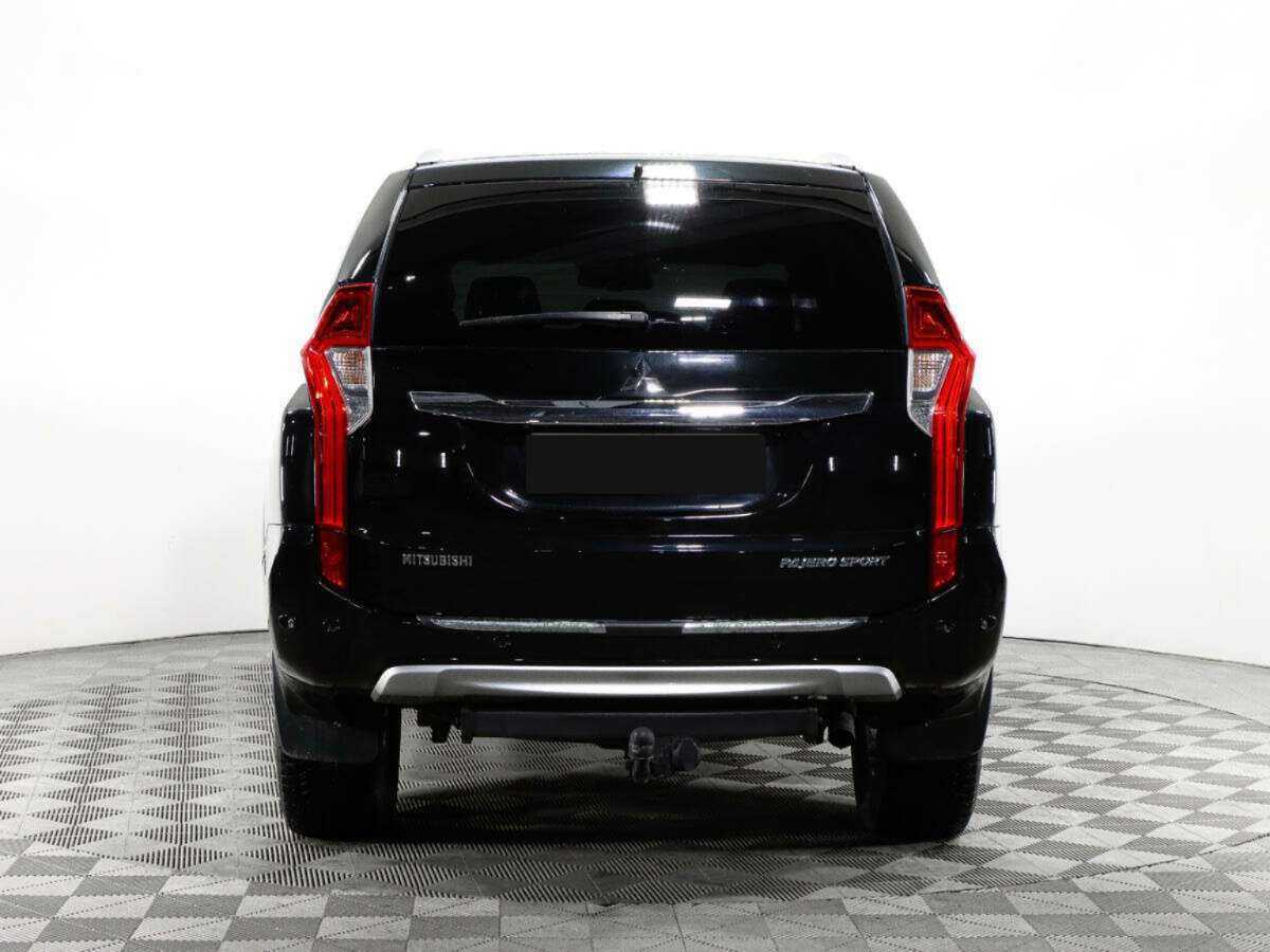 Митсубиши Паджеро Спорт б/у, 2017, Автоматическая. Фото: #5