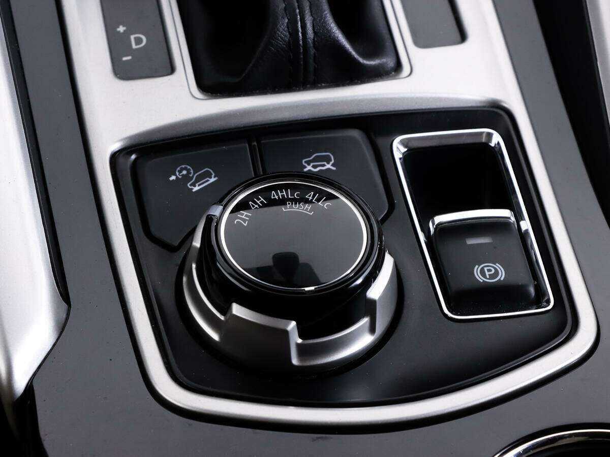 Митсубиши Паджеро Спорт б/у, 2017, Автоматическая. Фото: #17