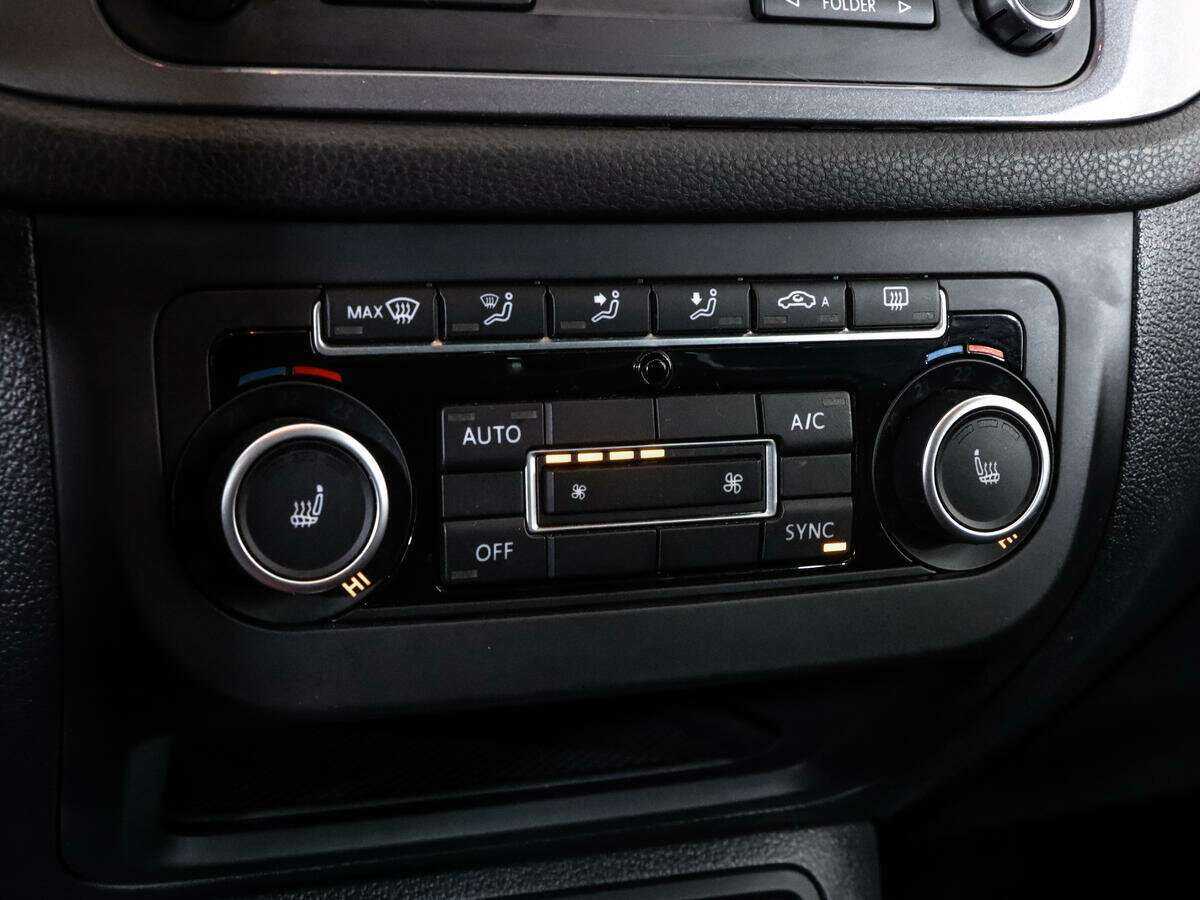 Volkswagen Tiguan б/у, 2012, Автоматическая. Фото: #15