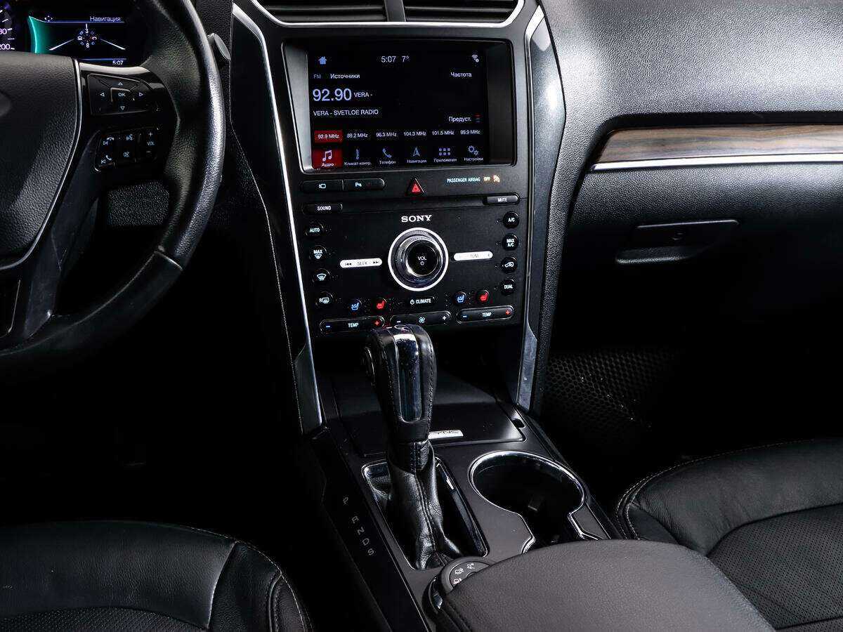 Ford Explorer б/у, 2018, Автоматическая. Фото: #9