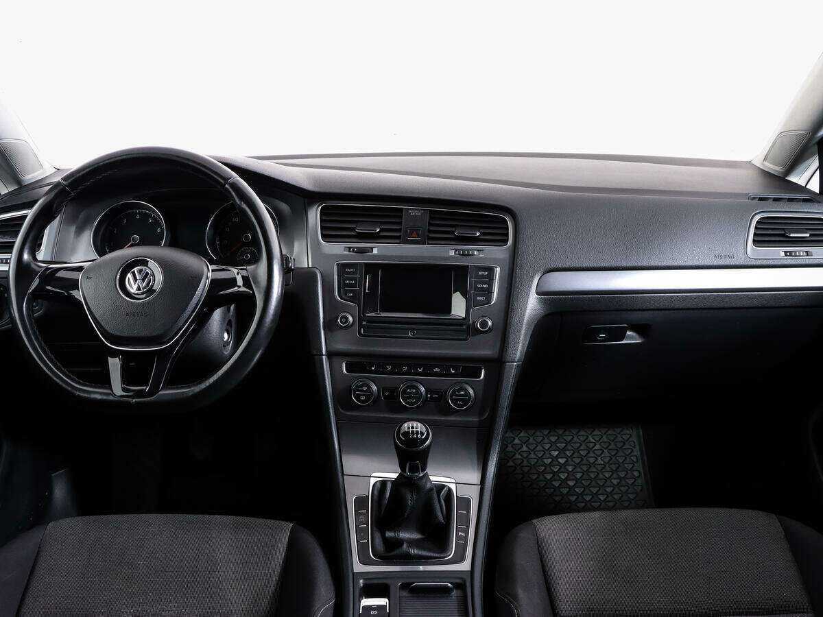 Volkswagen Golf б/у, 2013, Механическая. Фото: #7