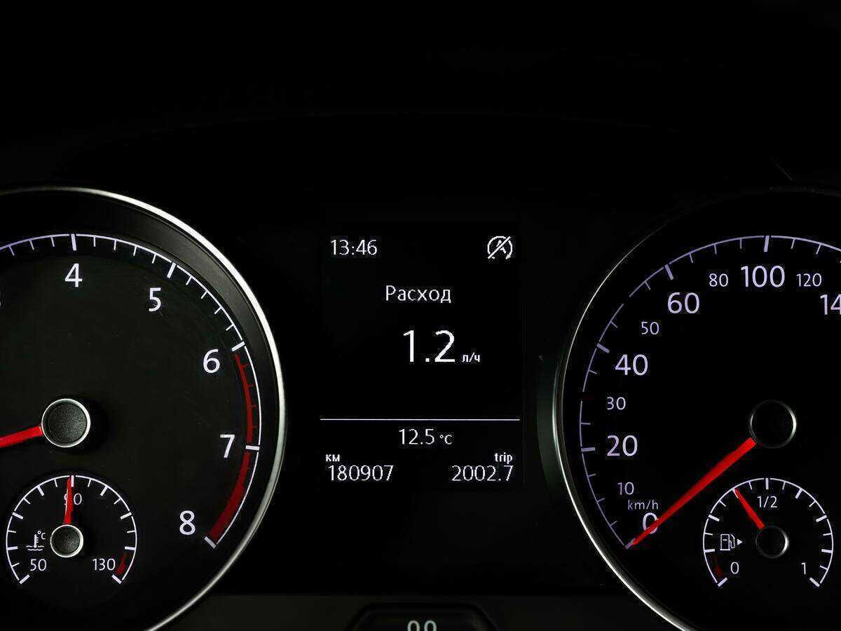 Volkswagen Golf б/у, 2013, Механическая. Фото: #12