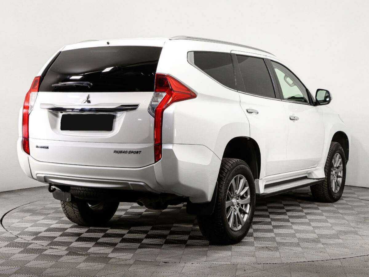 Mitsubishi Pajero Sport б/у, 2018, Автоматическая. Фото: #3