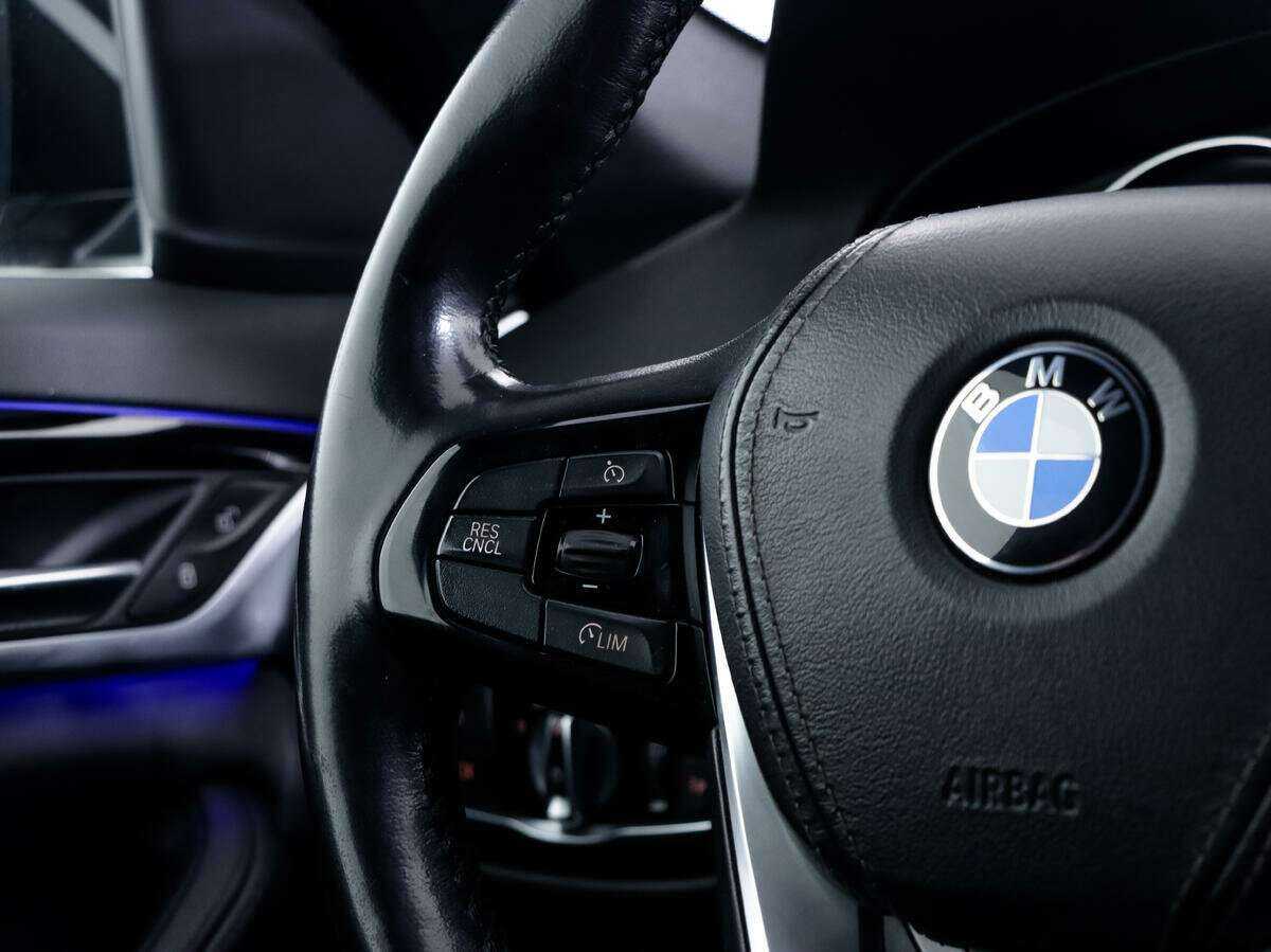 БМВ 5 серии б/у, 2017, Автоматическая. Фото: #13