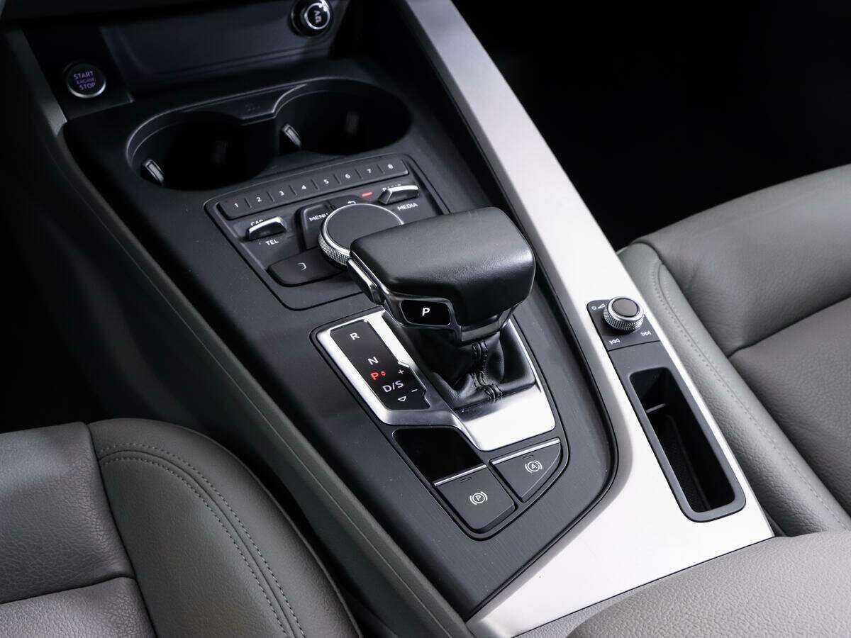 Ауди А4 б/у, 2019, Роботизированная. Фото: #11