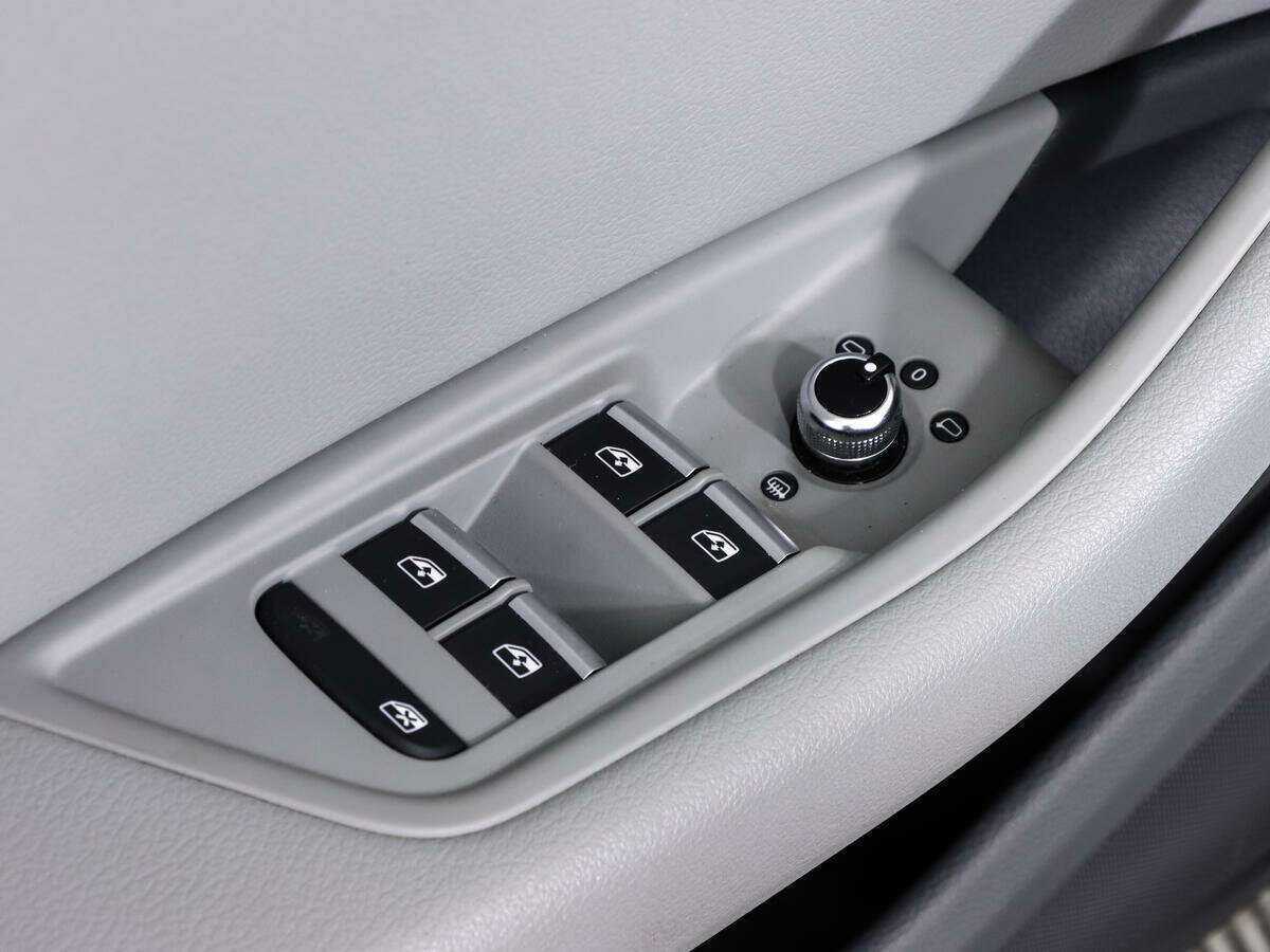 Ауди А4 б/у, 2019, Роботизированная. Фото: #15