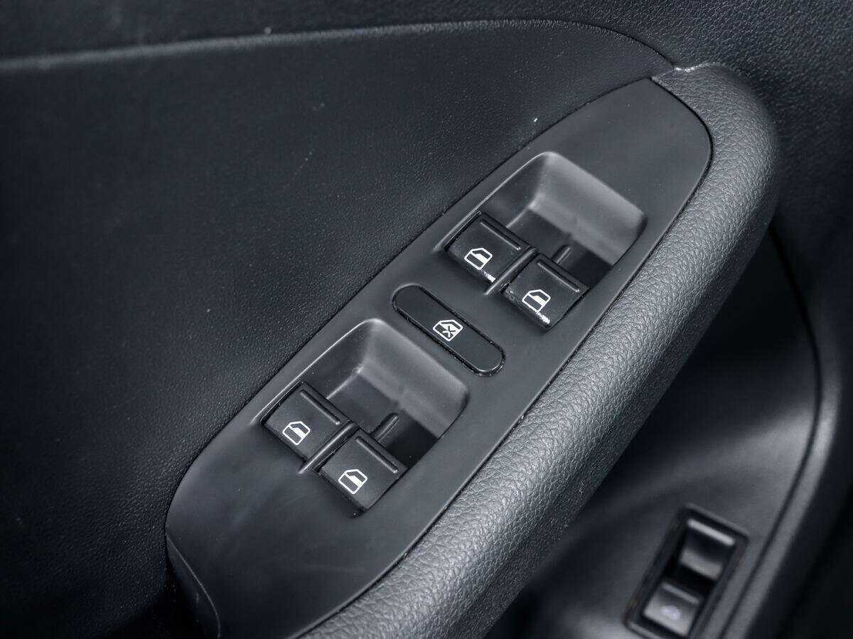 Volkswagen Jetta б/у, 2015, Механическая. Фото: #12