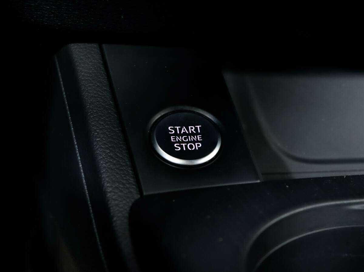 Ауди А4 б/у, 2019, Роботизированная. Фото: #13