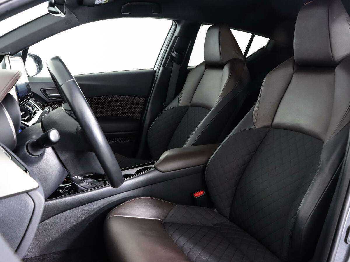 Toyota C-HR б/у, 2018, Вариатор. Фото: #17