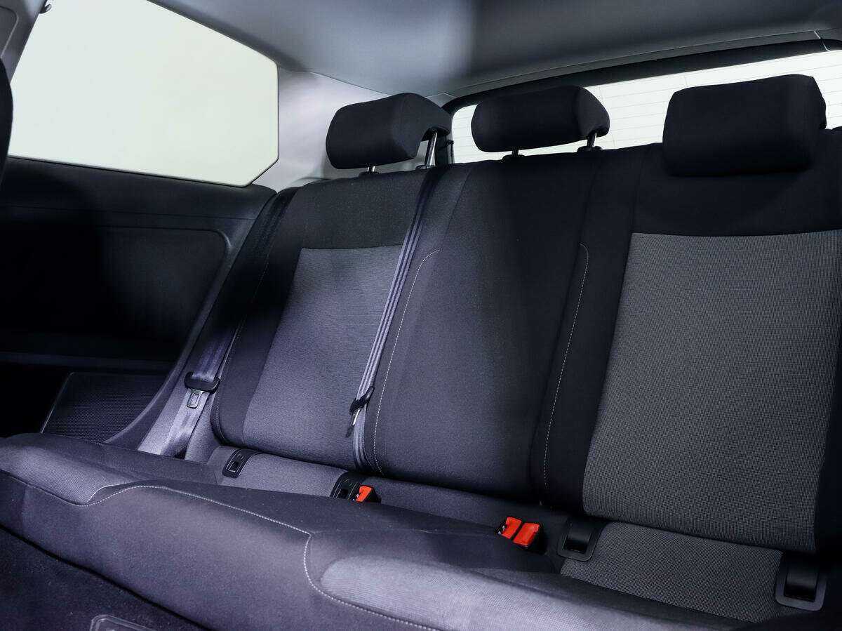 Volkswagen Golf б/у, 2013, Механическая. Фото: #10