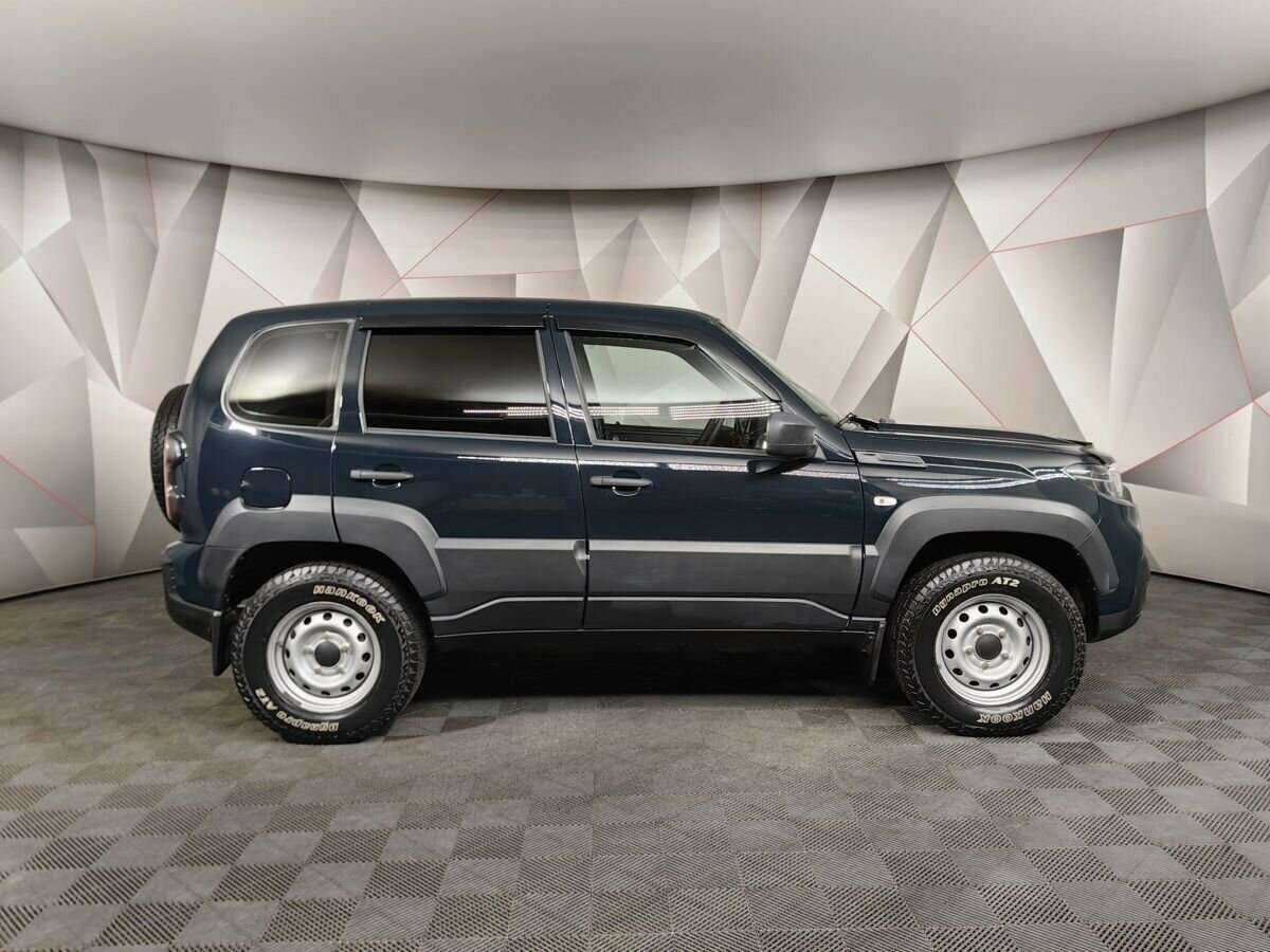 Lada (ВАЗ) Niva б/у, 2022, Механическая. Фото: #5