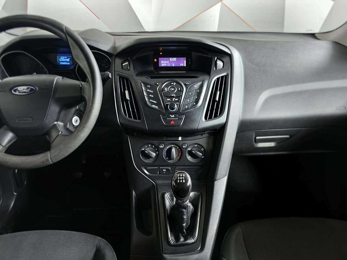 Форд Фокус б/у, 2012, Механическая. Фото: #10