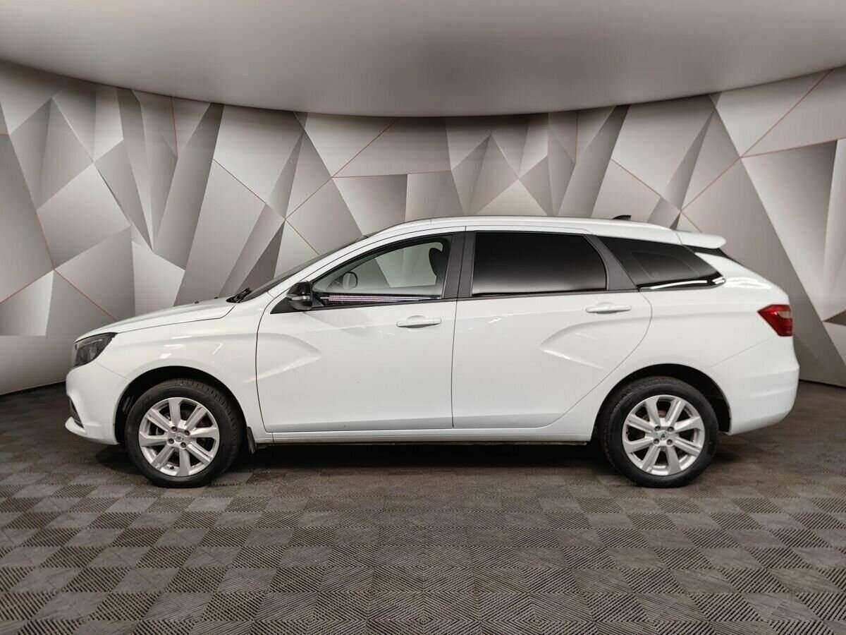 Лада (ВАЗ) Веста б/у, 2021, Механическая. Фото: #4