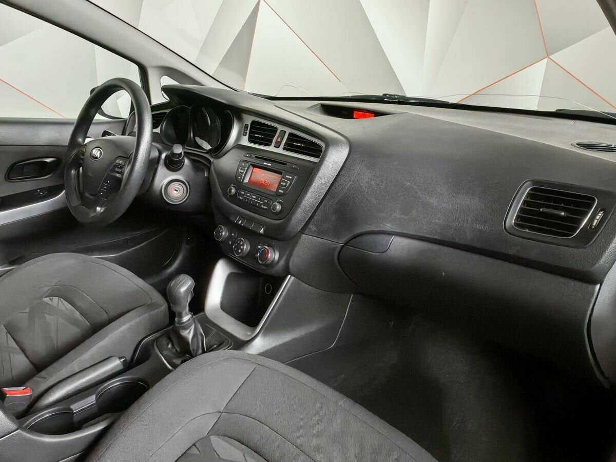 Киа Сид б/у, 2014, Механическая. Фото: #8