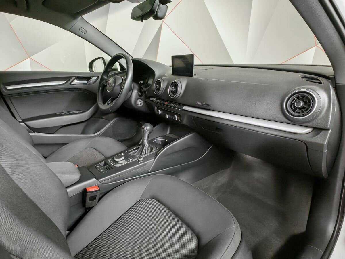 Ауди А3 б/у, 2019, Роботизированная. Фото: #8