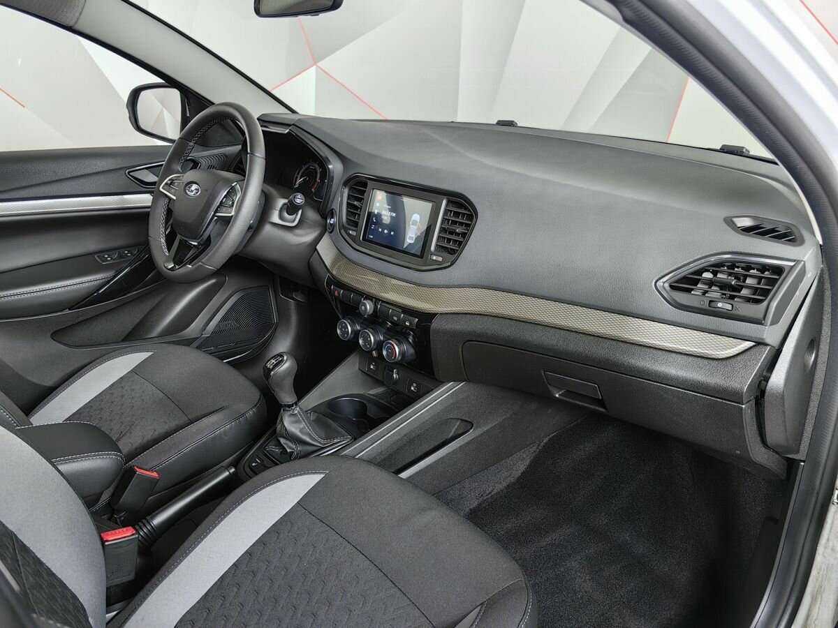 Лада (ВАЗ) Веста б/у, 2023, Механическая. Фото: #8