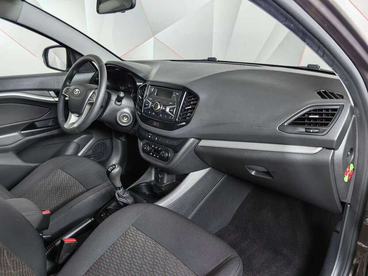 Лада (ВАЗ) Веста б/у, 2021, Механическая. Фото: #8