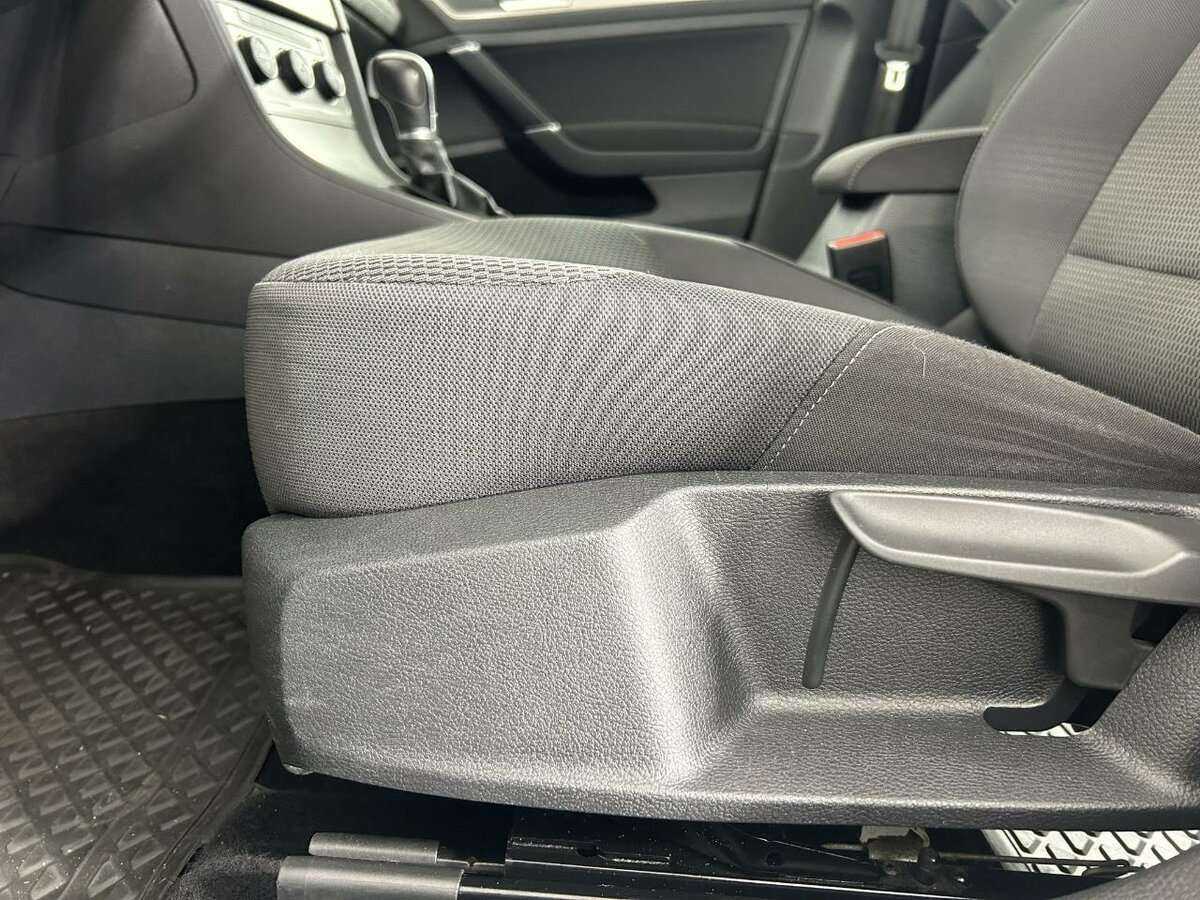 Volkswagen Golf б/у, 2015, Роботизированная. Фото: #9